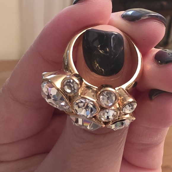 Vintage Cluster Dome Style Ring With Old Mine Style Faceted Stones - Picture 10 of 16